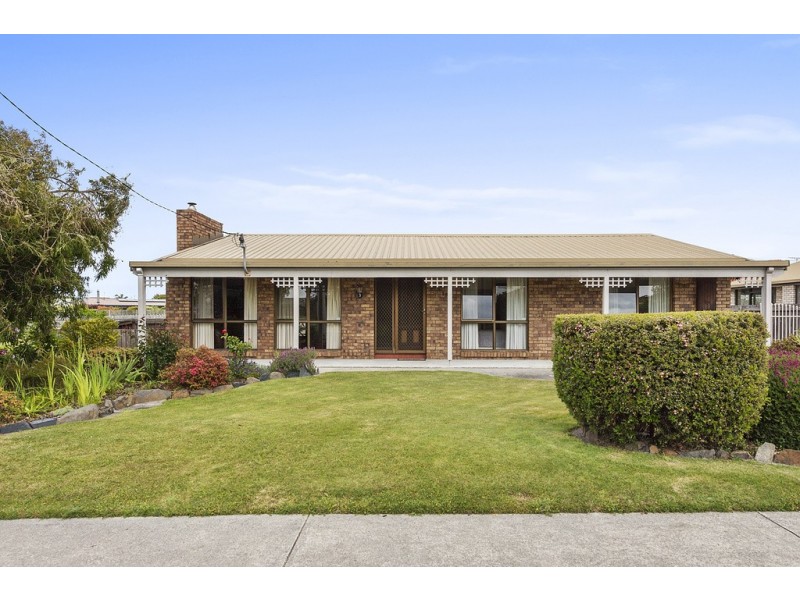 18 Freer Street, Shearwater TAS 7307