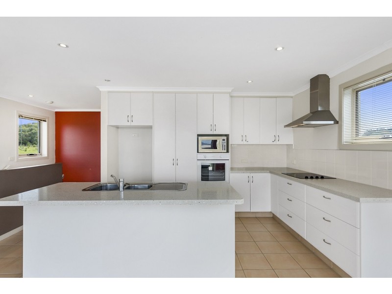 1/26 Chardonnay Drive, Hawley Beach TAS 7307