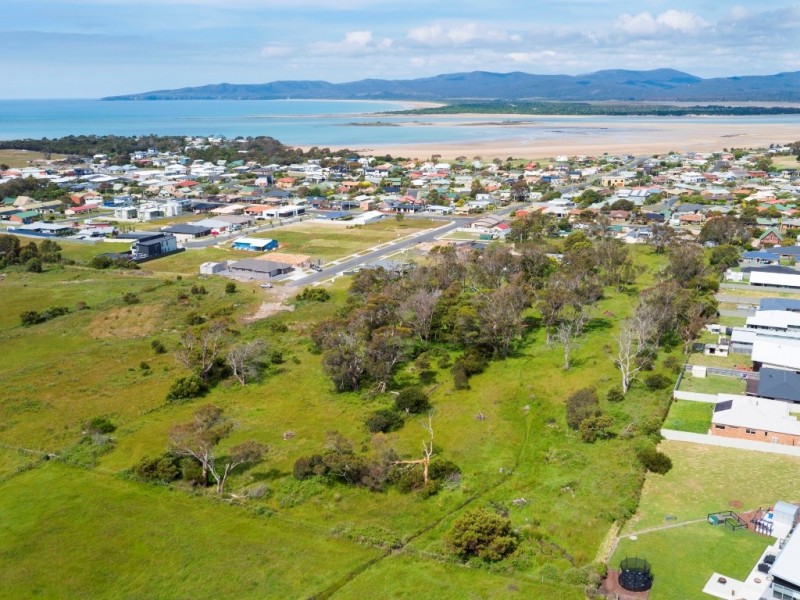 2/58 Alexander Street, Shearwater TAS 7307