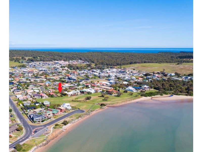 33 Bluewater Crescent, Shearwater TAS 7307