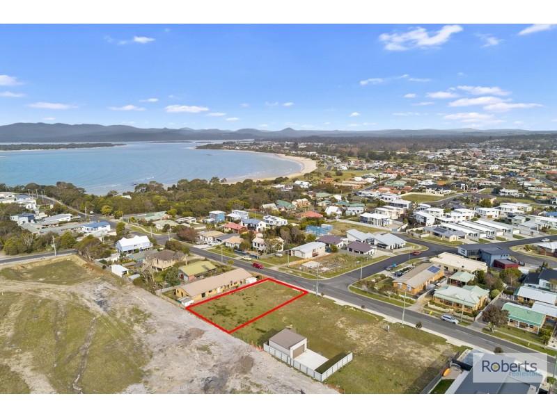 32 Dumbleton Street, Hawley Beach TAS 7307