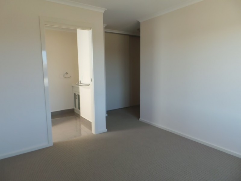 1/55 Haven Drive, Shearwater TAS 7307