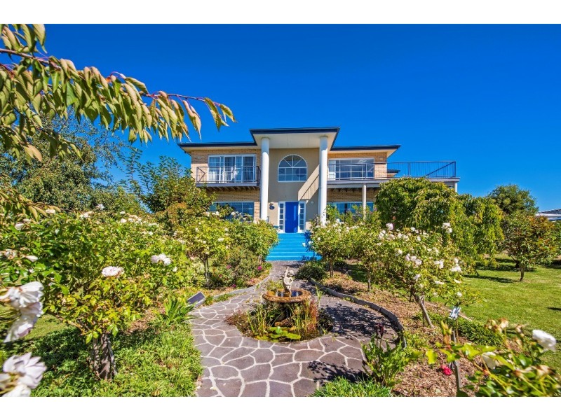 2 Shore Court, Shearwater TAS 7307