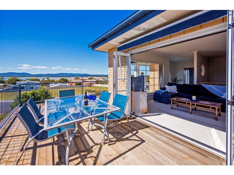 2 Shore Court, Shearwater TAS 7307