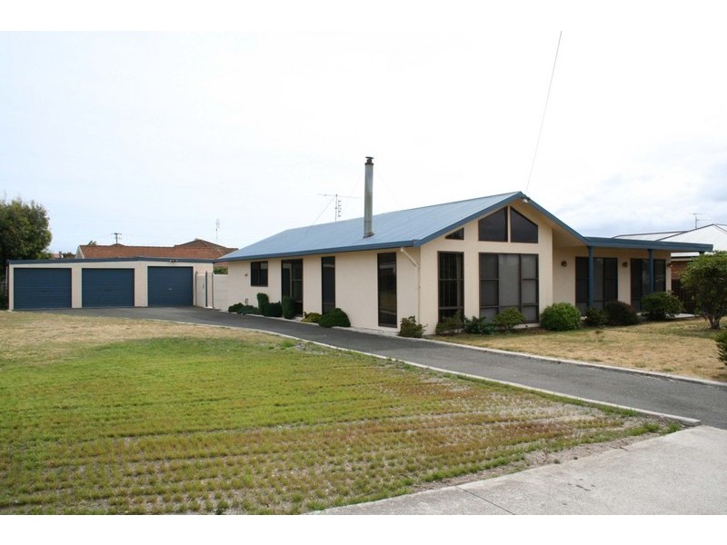 15 Club Drive, Shearwater TAS 7307