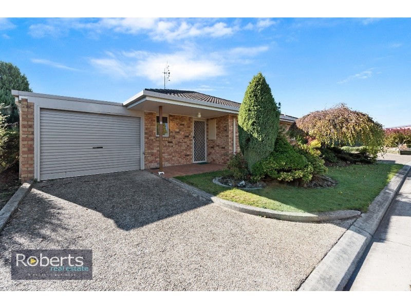 8/1 Seahaven Crescent, Shearwater TAS 7307