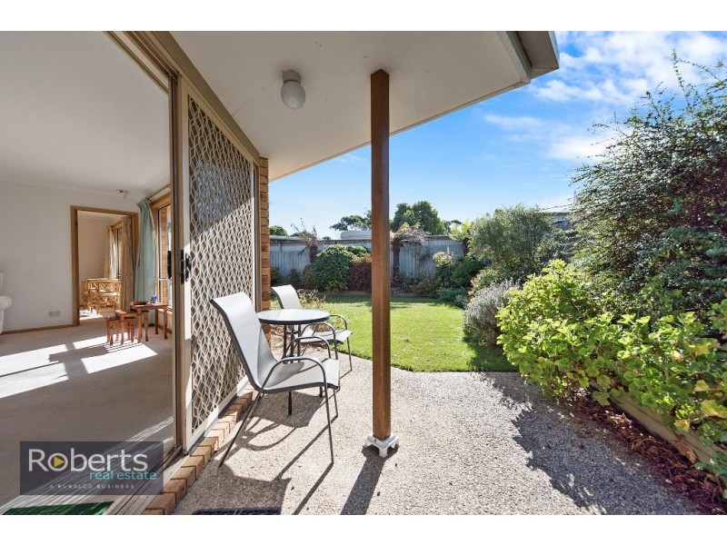 8/1 Seahaven Crescent, Shearwater TAS 7307