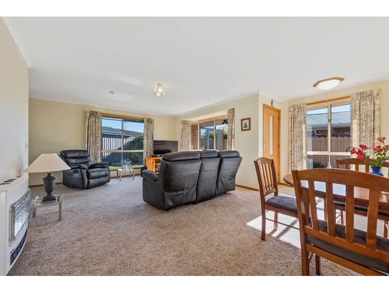 2/92 Shearwater Boulevard, Shearwater TAS 7307