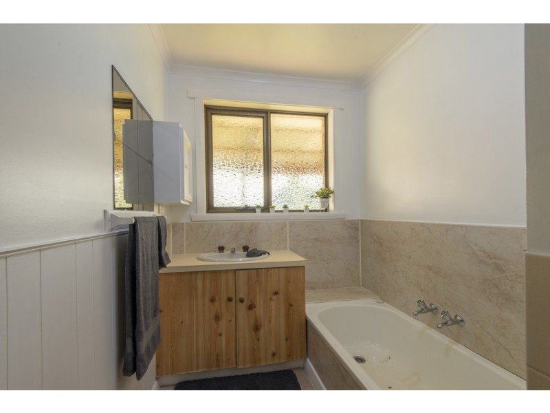 72 Lewis St, Latrobe TAS 7307