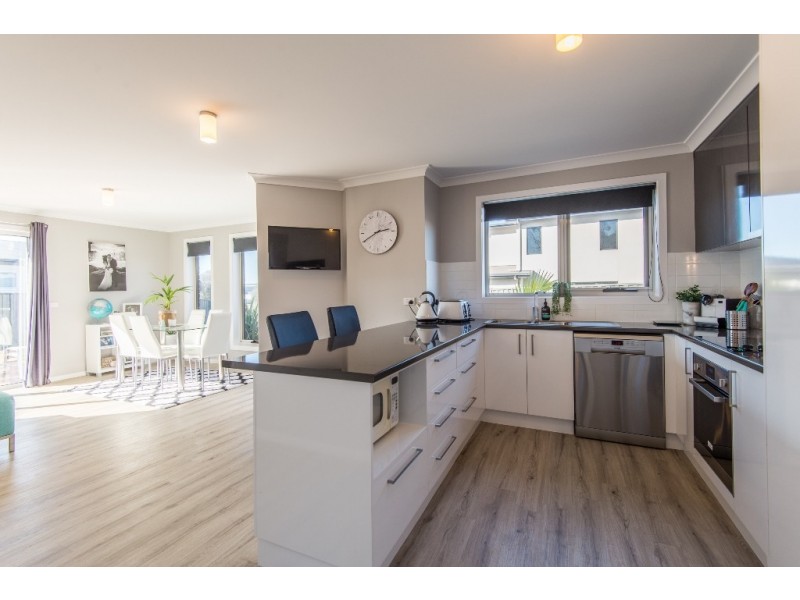 10 Merlot Court, Hawley Beach TAS 7307