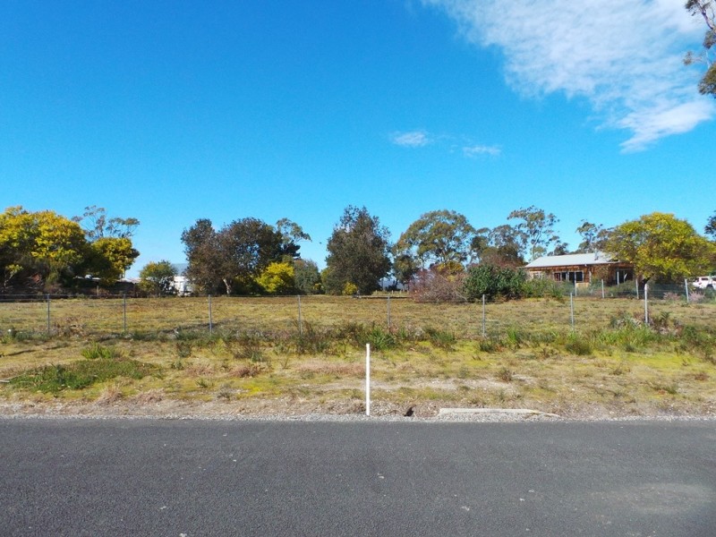 142 Charles Street, Squeaking Point TAS 7307