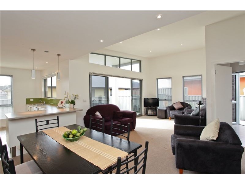 2/124 Shearwater Boulevard, Shearwater TAS 7307