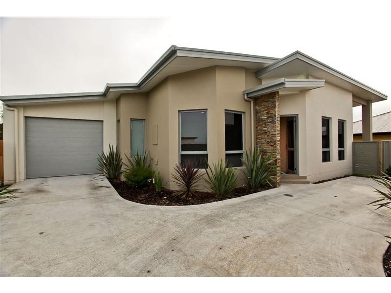2/124 Shearwater Boulevard, Shearwater TAS 7307