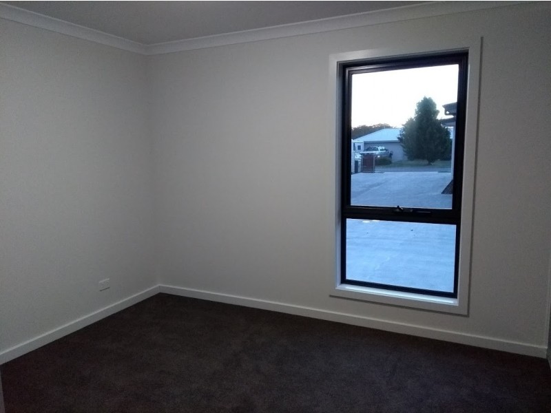 2/11 Fairway Crescent, Shearwater TAS 7307