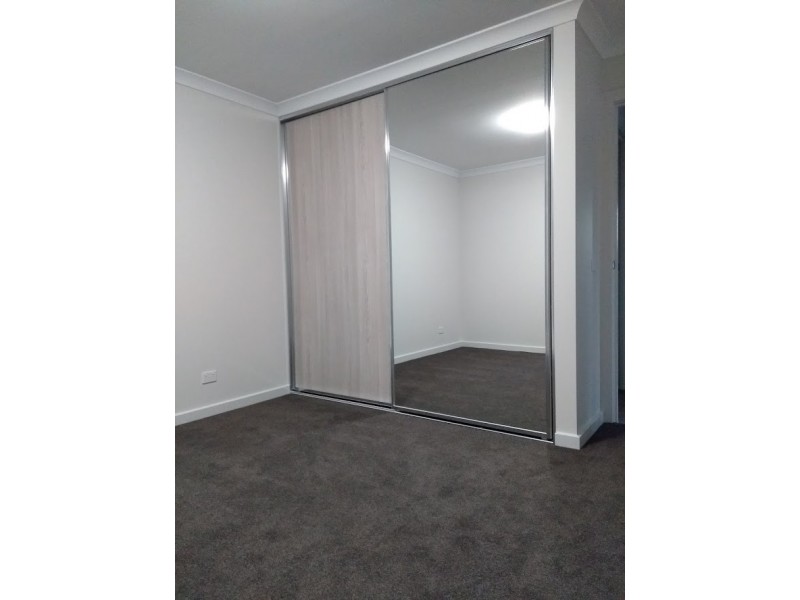 2/11 Fairway Crescent, Shearwater TAS 7307