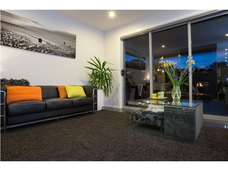 8 Cabernet Court, Hawley Beach TAS 7307