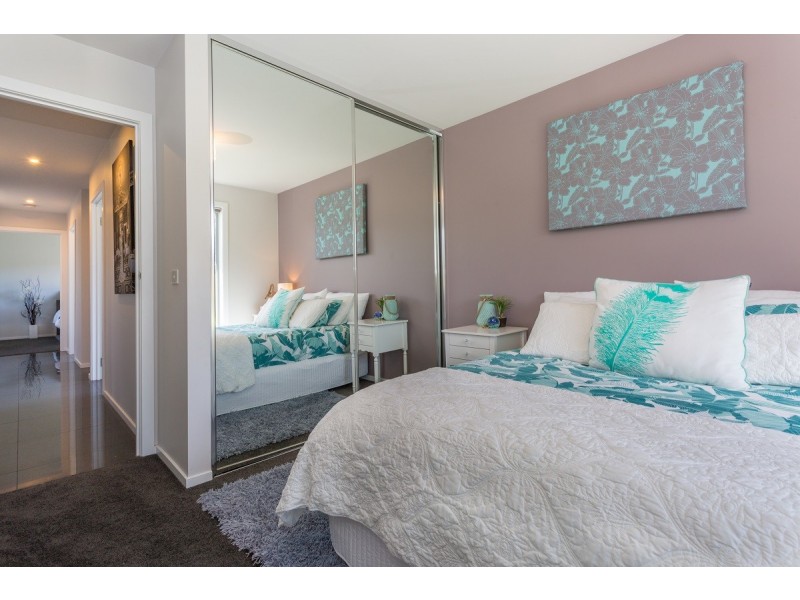 8 Cabernet Court, Hawley Beach TAS 7307