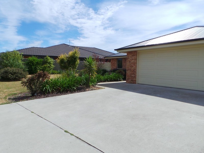 1 Links Court, Shearwater TAS 7307