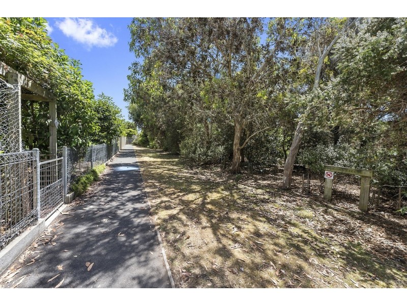 18 Bluewater Crescent, Shearwater TAS 7307