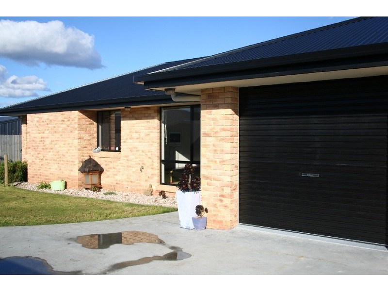 2/35 Haven Drive, Shearwater TAS 7307
