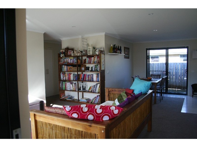 2/35 Haven Drive, Shearwater TAS 7307