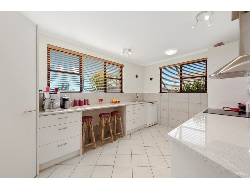 37 Shearwater Esplanade, Shearwater TAS 7307