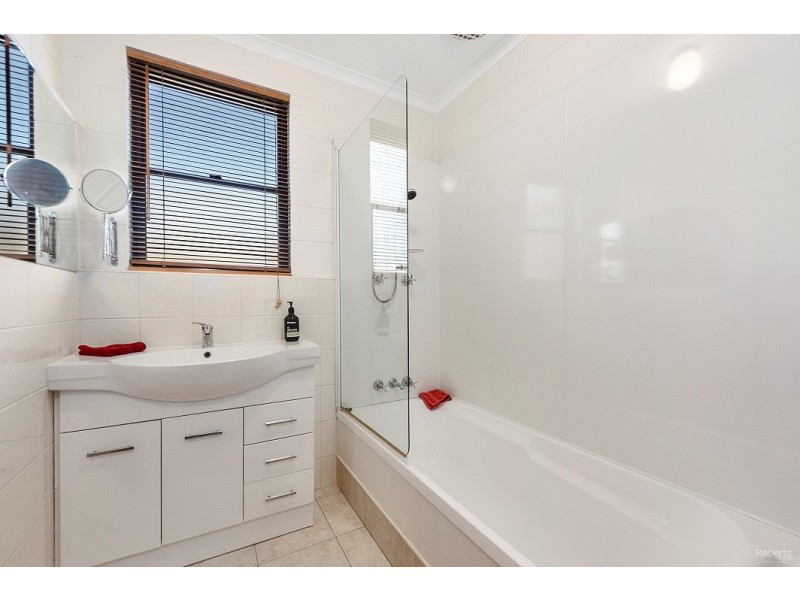 37 Shearwater Esplanade, Shearwater TAS 7307