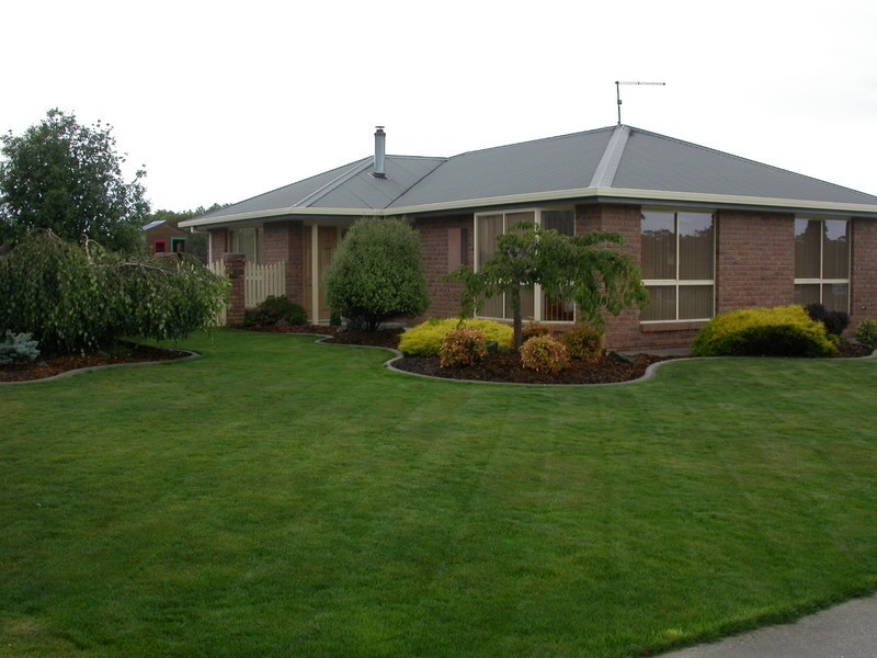 1 Poyston Drive, Shearwater TAS 7307