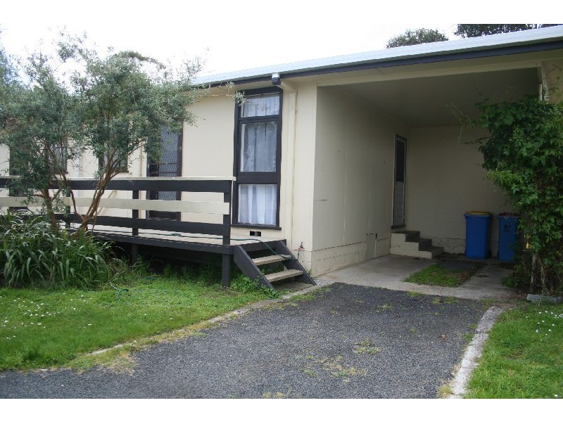 2/18 Dumbleton Street, Hawley Beach TAS 7307