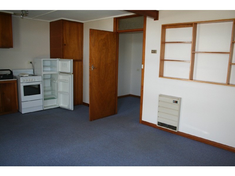 2/18 Dumbleton Street, Hawley Beach TAS 7307