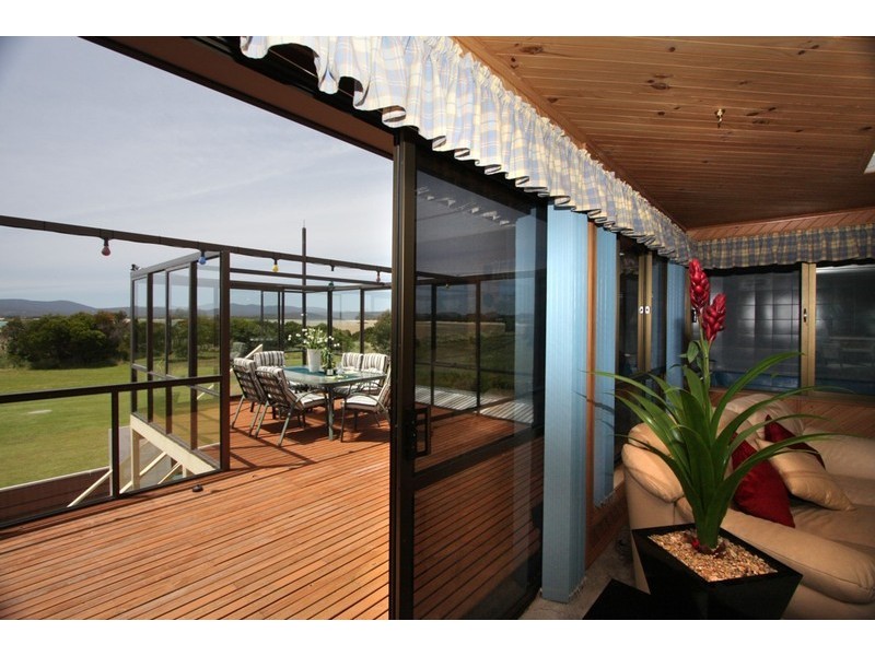 21 Bluewater Crescent, Shearwater TAS 7307