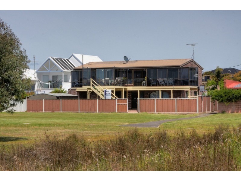 21 Bluewater Crescent, Shearwater TAS 7307