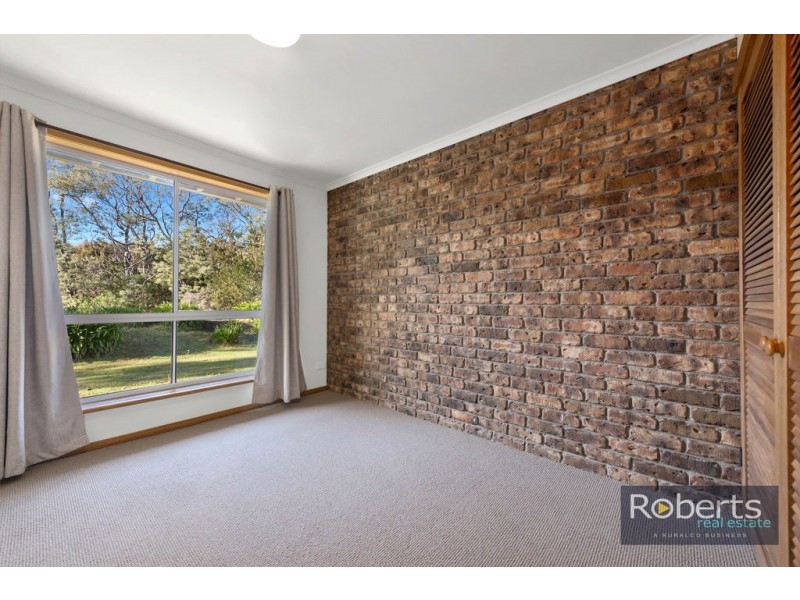 2/11 Hawley Place, Hawley Beach TAS 7307