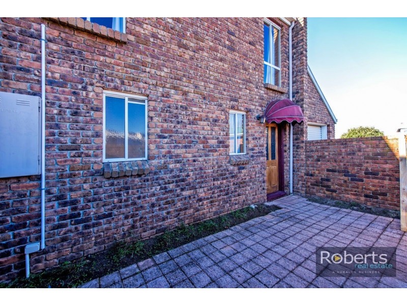 2/11 Hawley Place, Hawley Beach TAS 7307