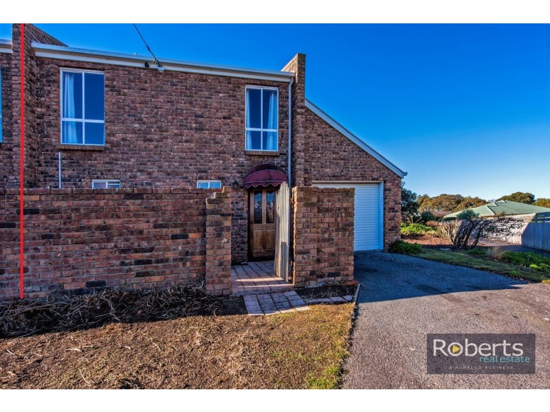 2/11 Hawley Place, Hawley Beach TAS 7307