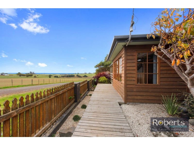 17 Peirces Road, Wesley Vale TAS 7307