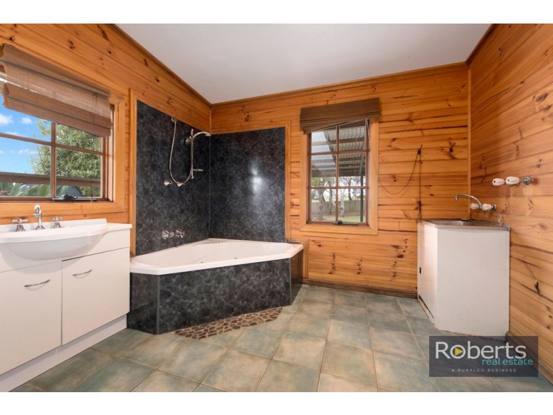 17 Peirces Road, Wesley Vale TAS 7307