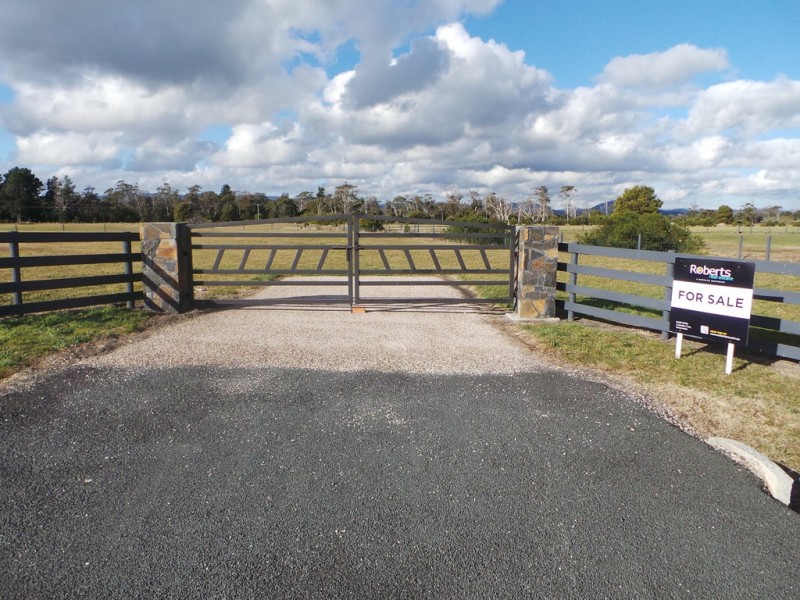 17 Moorings Drive, Squeaking Point TAS 7307