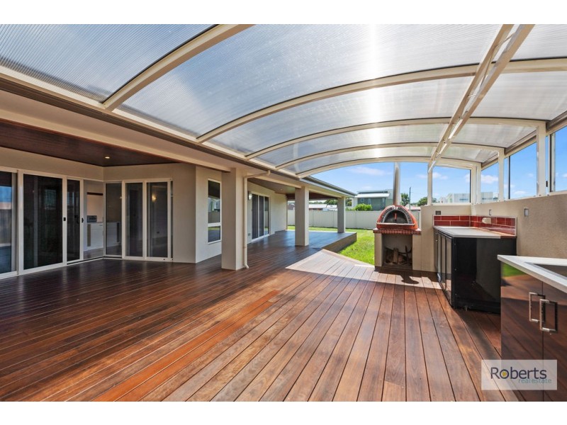 4 Banksia Rise, Shearwater TAS 7307