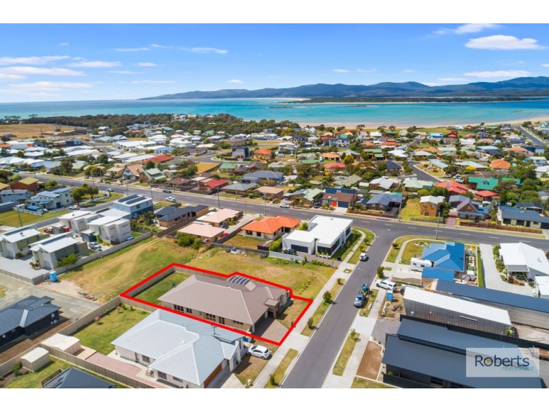 4 Banksia Rise, Shearwater TAS 7307