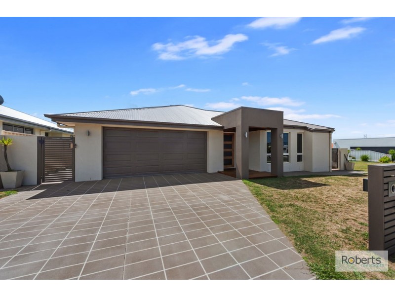 4 Banksia Rise, Shearwater TAS 7307