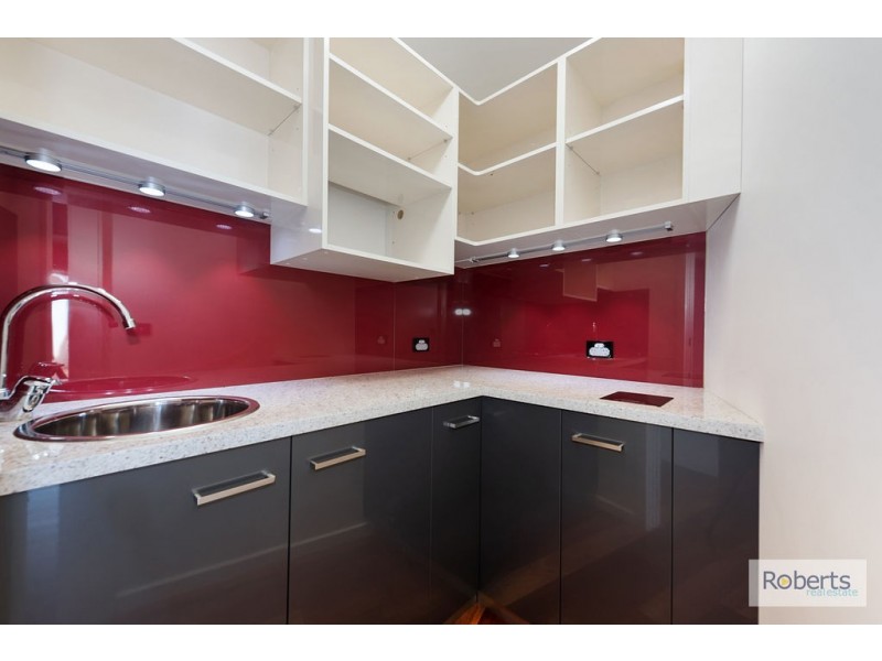4 Banksia Rise, Shearwater TAS 7307