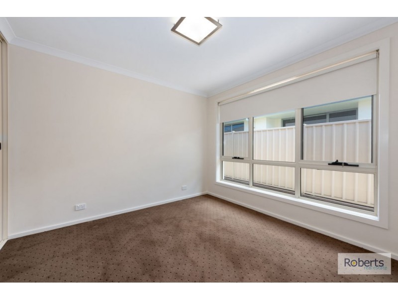 4 Banksia Rise, Shearwater TAS 7307