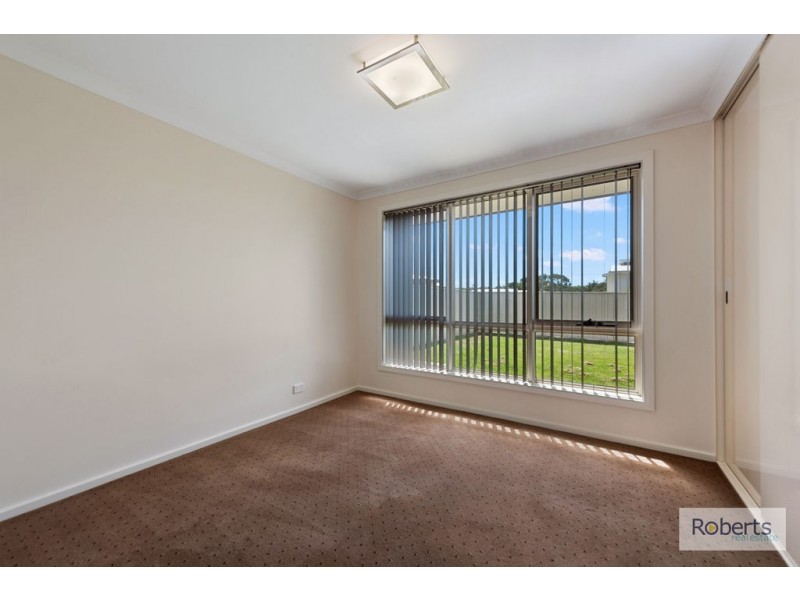 4 Banksia Rise, Shearwater TAS 7307