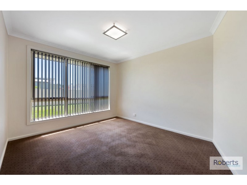 4 Banksia Rise, Shearwater TAS 7307
