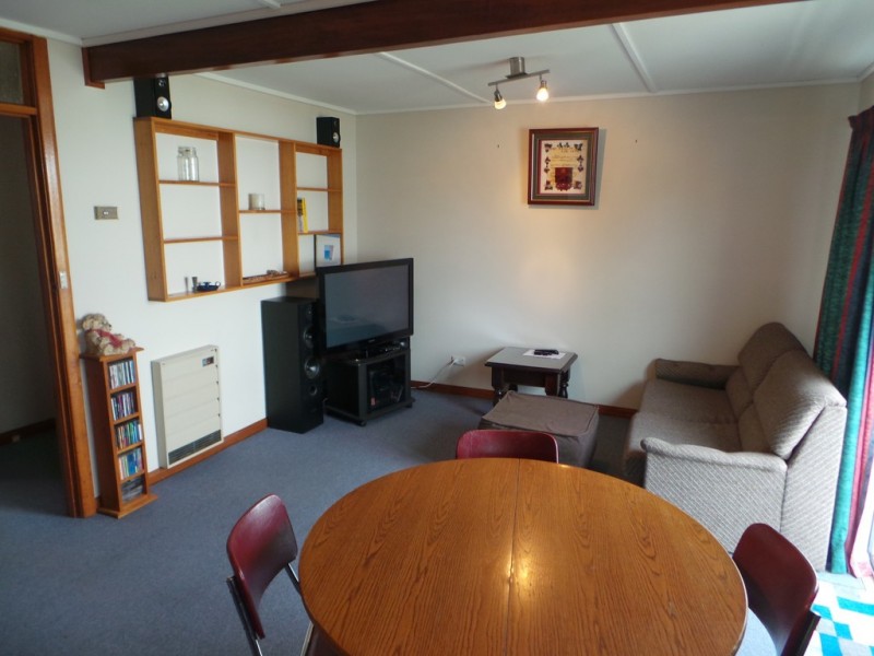 2/18 Dumbleton Street, Hawley Beach TAS 7307