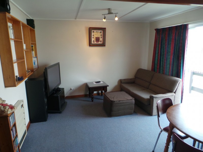 2/18 Dumbleton Street, Hawley Beach TAS 7307