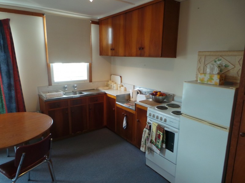 2/18 Dumbleton Street, Hawley Beach TAS 7307
