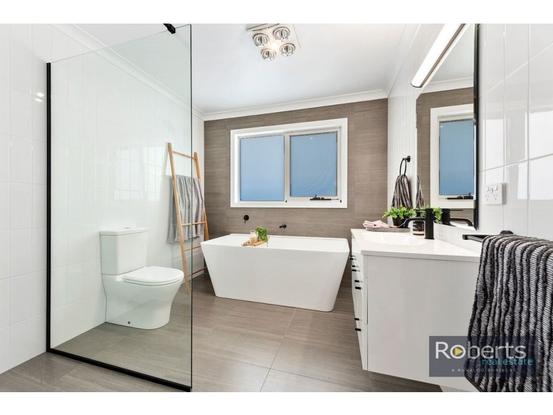 52 Alexander Street, Shearwater TAS 7307