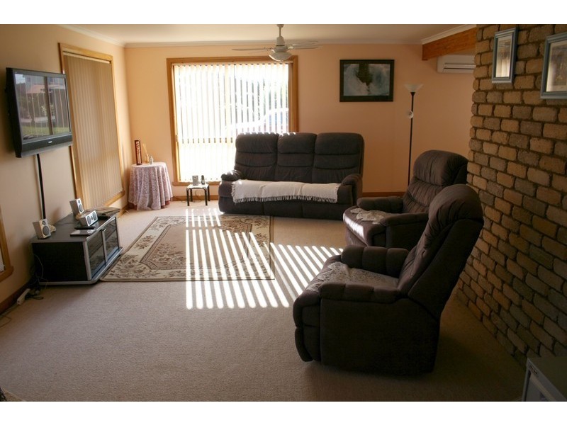 16 Seabreeze Avenue, Shearwater TAS 7307